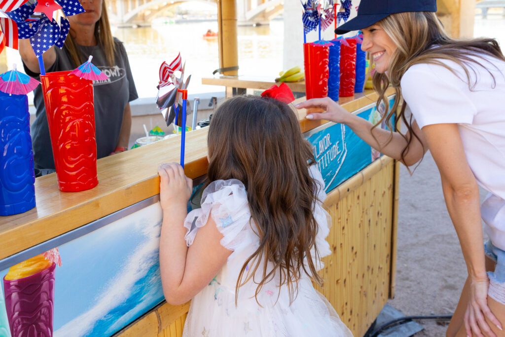 girl ordering a smoothie