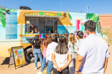 maui wowi food truck